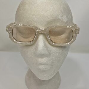 NWT Free People Two Of Us Retro Rectangle Sunglasses, Marshmallow Pearl